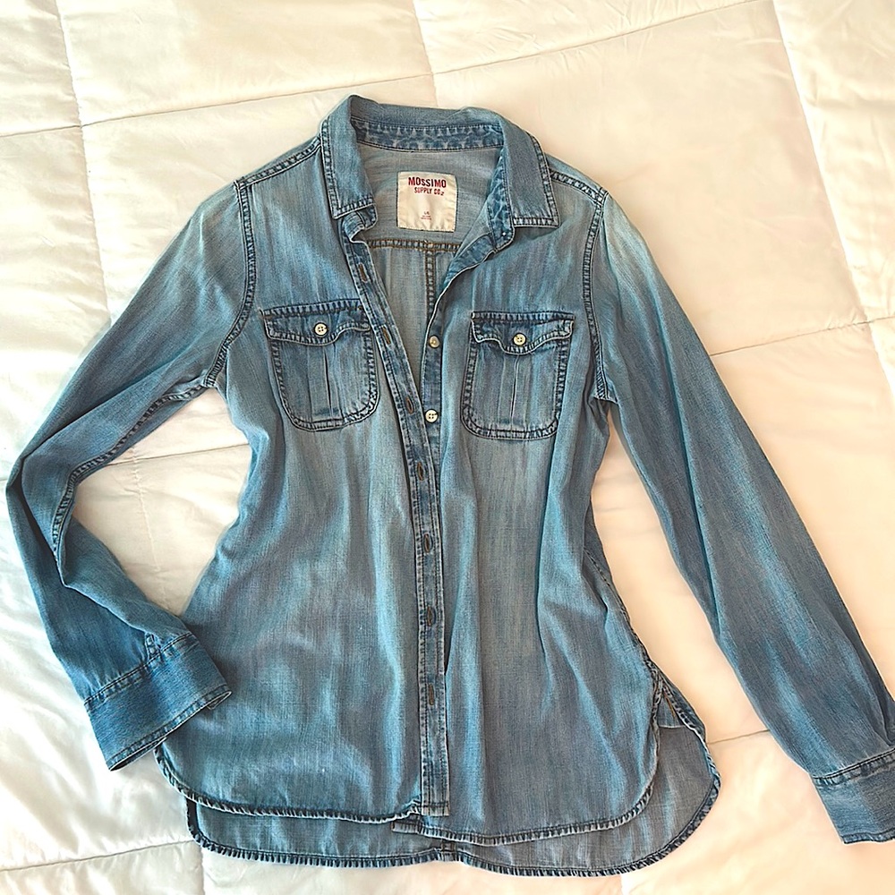 COPY - Perfect Fitted Denim Shirt!